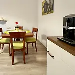 Gasthof Schlösschen Am Rhinufer