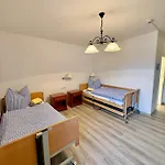 Schlösschen Am Rhinufer 3*