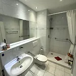 Gasthof Schlösschen Am Rhinufer