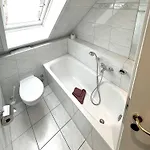 Gasthof Schlösschen Am Rhinufer