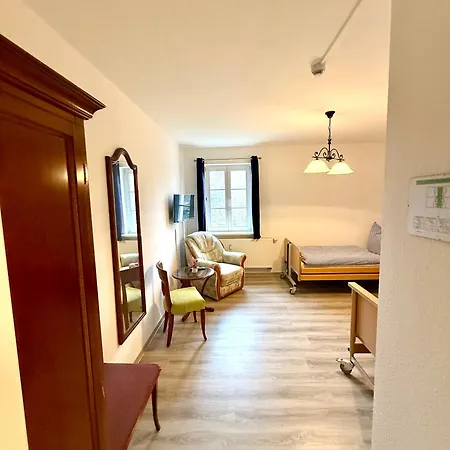 Schloesschen Am Rhinufer Guest house 3*