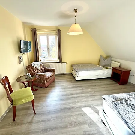 Schloesschen Am Rhinufer Guest house