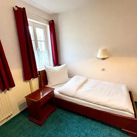 Guest house Schloesschen Am Rhinufer 3*