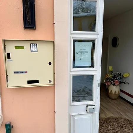 Schloesschen Am Rhinufer Pensjonat