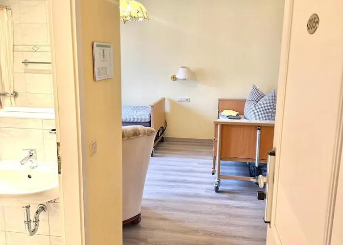 Schloesschen Am Rhinufer Alt Ruppin