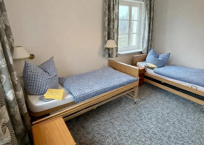 Pensionat Schloesschen Am Rhinufer 3*